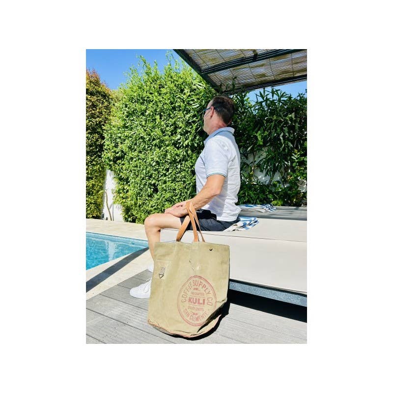 Casa Natura Design SL - Wholesale Beach Bag - Retro Beach Bag Rr40 Made from Recycled Military Canvas1