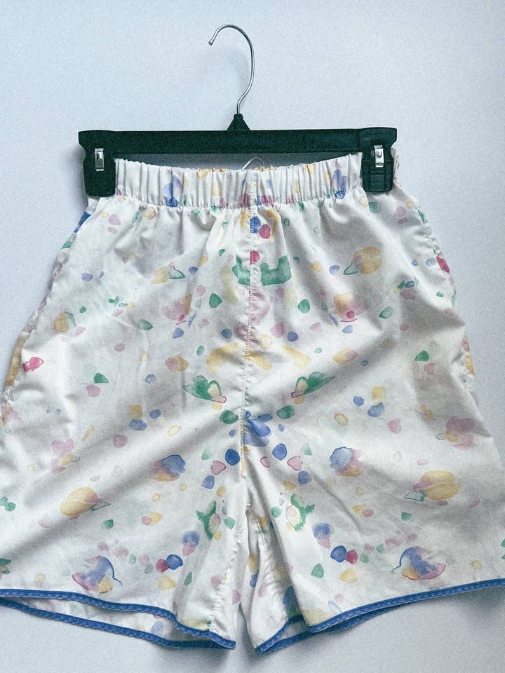 SHORT PASTEL TRÈS PETIT pour la vente par Jack Arden