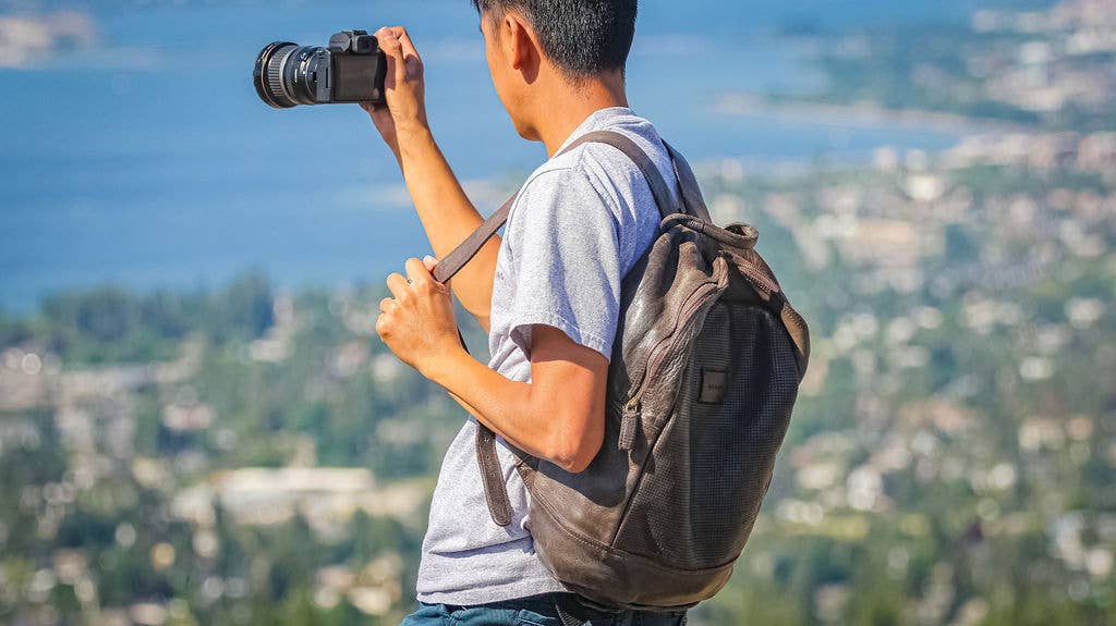 Keaan Leather Goods - Vente Sac à dos – unisexe - [MARCO] SAC À DOS 15" POCHETTE POUR ORDINATEUR PORTABLE |CUIR VIEILLI3