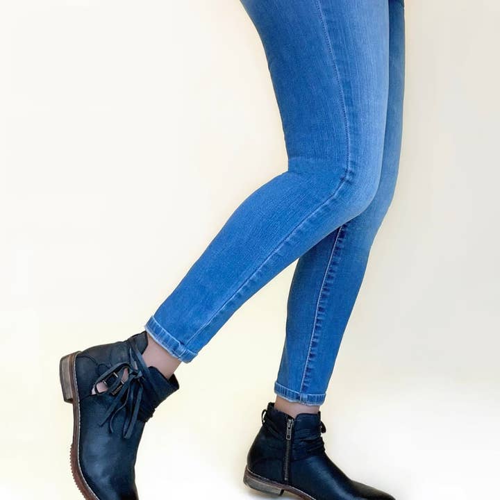 Schwarze kurze Vintage-Stiefeletten mit Fransen für den Großhandel von Only Partners