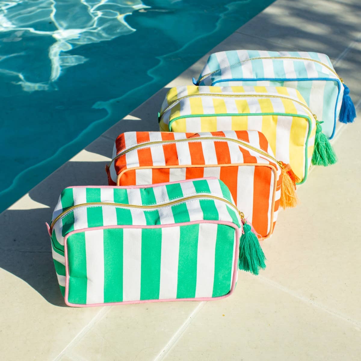 The Royal Standard - Venta al por mayor Bolsa para maquillaje - Megan Cosmetic Blanco/Esmeralda 10x6x42