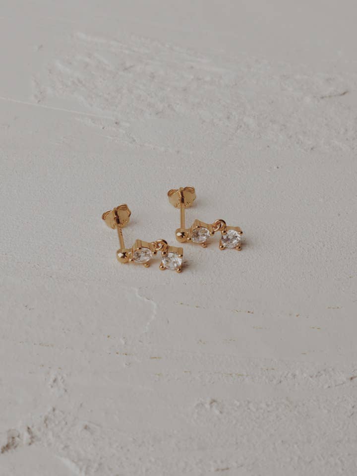 Eugenie örhängen för wholesale av Olive Branch Jewelry & Co.