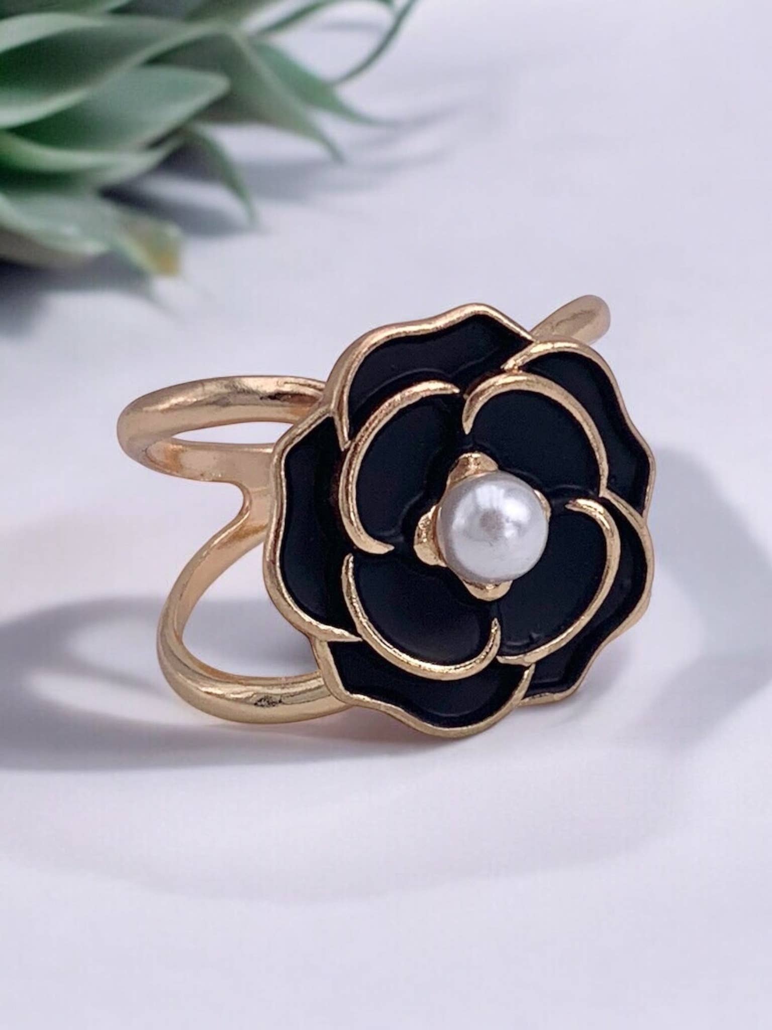 BYREN | ÉLINE L'ATELIER - Wholesale Scarf Clip - Women's - Flower-shaped scarf ring BF040