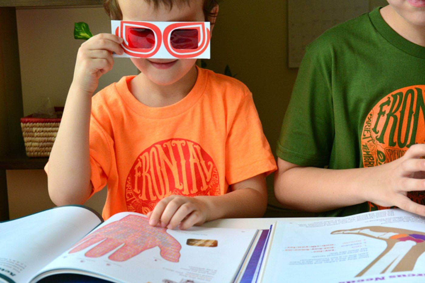 Know Yourself - Wholesale Baby & Toddler Book (0-2) - 206 Bones of the Human Body Bonus Bundle3