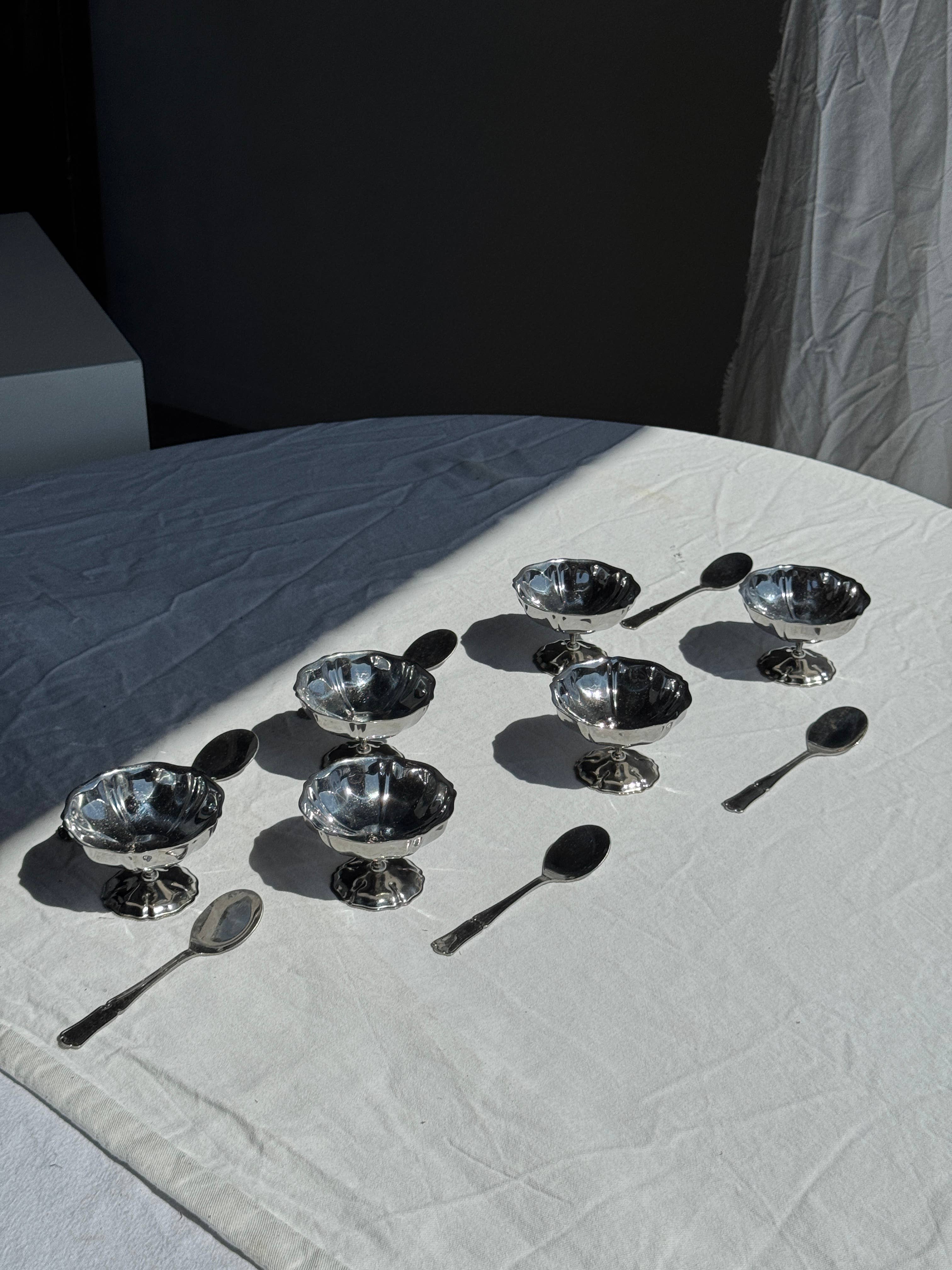 Office Objets - Wholesale Ice Cream Scoop - Vintage box containing 6 bistro ice cream cups4