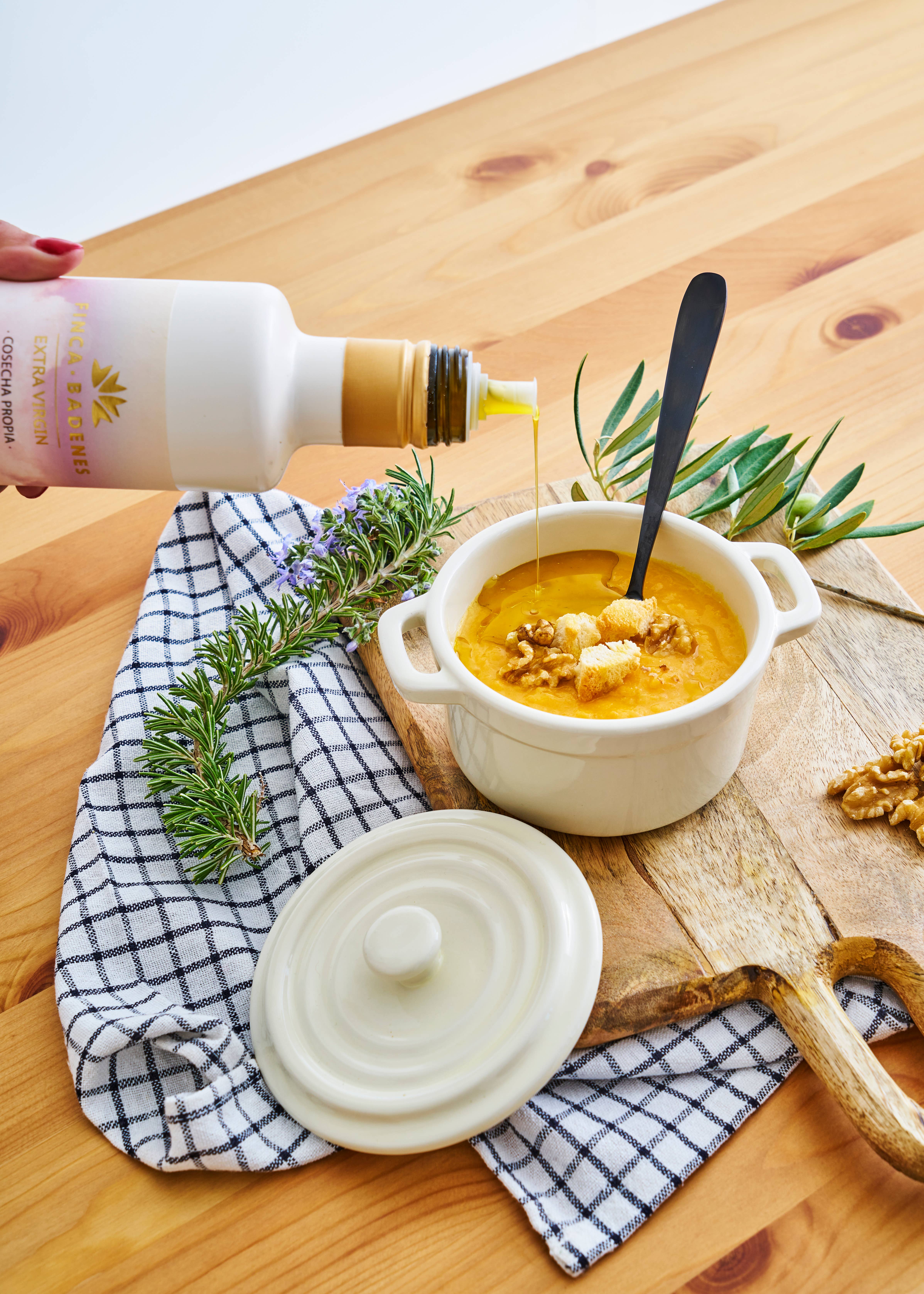 AIRES DE JAEN - Venta al por mayor Aceite de oliva - PACK 12 x 500ml AOVE Finca Badenes PICUAL cosecha temprana8