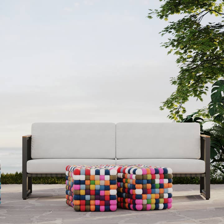 Reefelt - Venta al por mayor Puf - Puf otomano con forma de bola de fieltro multicolor1