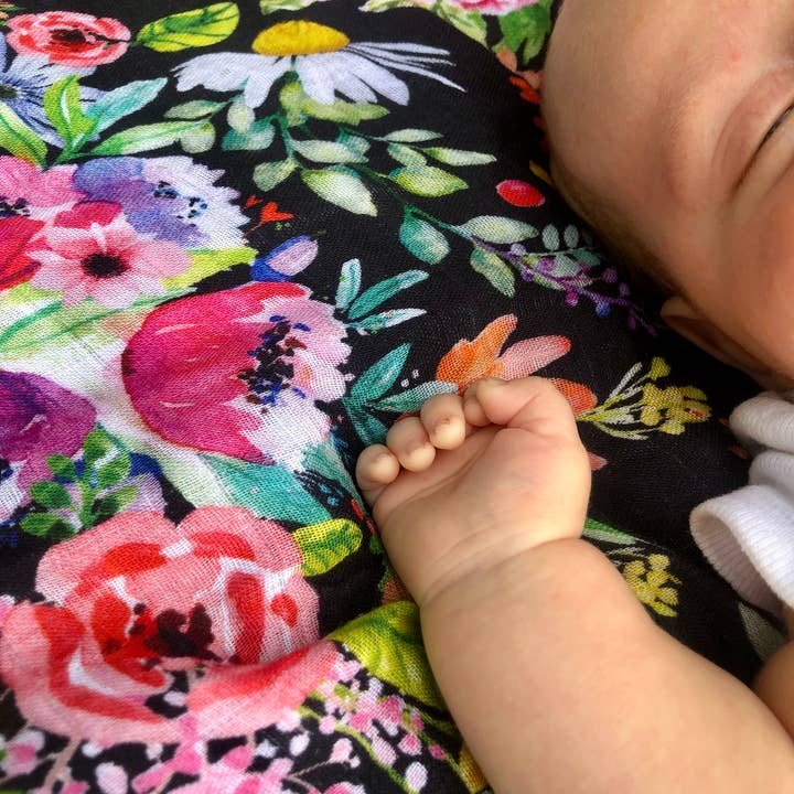 Chuckles & Caz - Wholesale Swaddle – Baby - Watercolour Flower Muslin Swaddle2