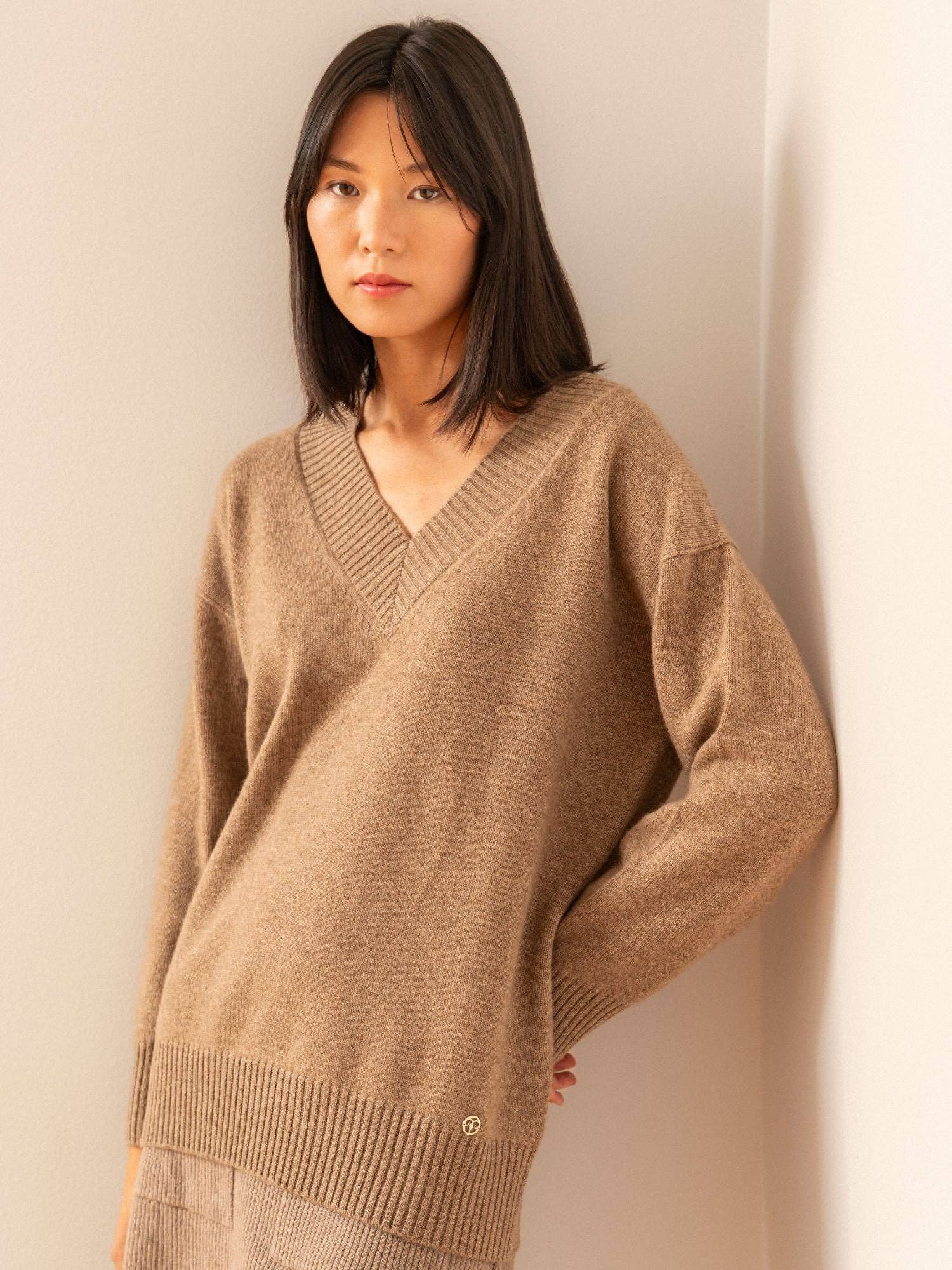 Bel Cashmere S.C. - Wholesale Knit Sweater - Women's - Alma Tan Sweater0