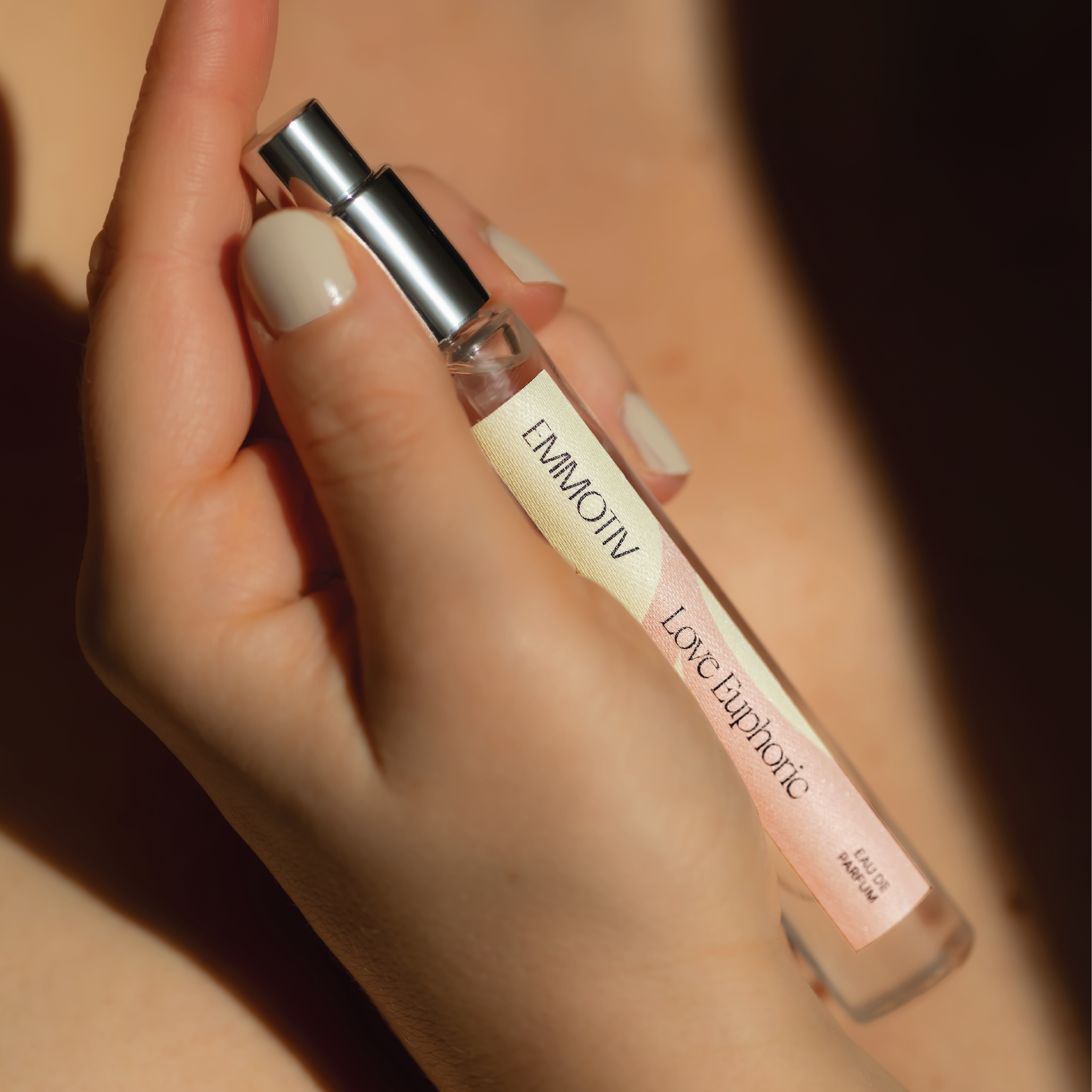 Emmotiv - Wholesale Perfume/Eau de Toilette - Emmotiv Love Euphoric Eau de Parfum | 8 ML Travel Spray1