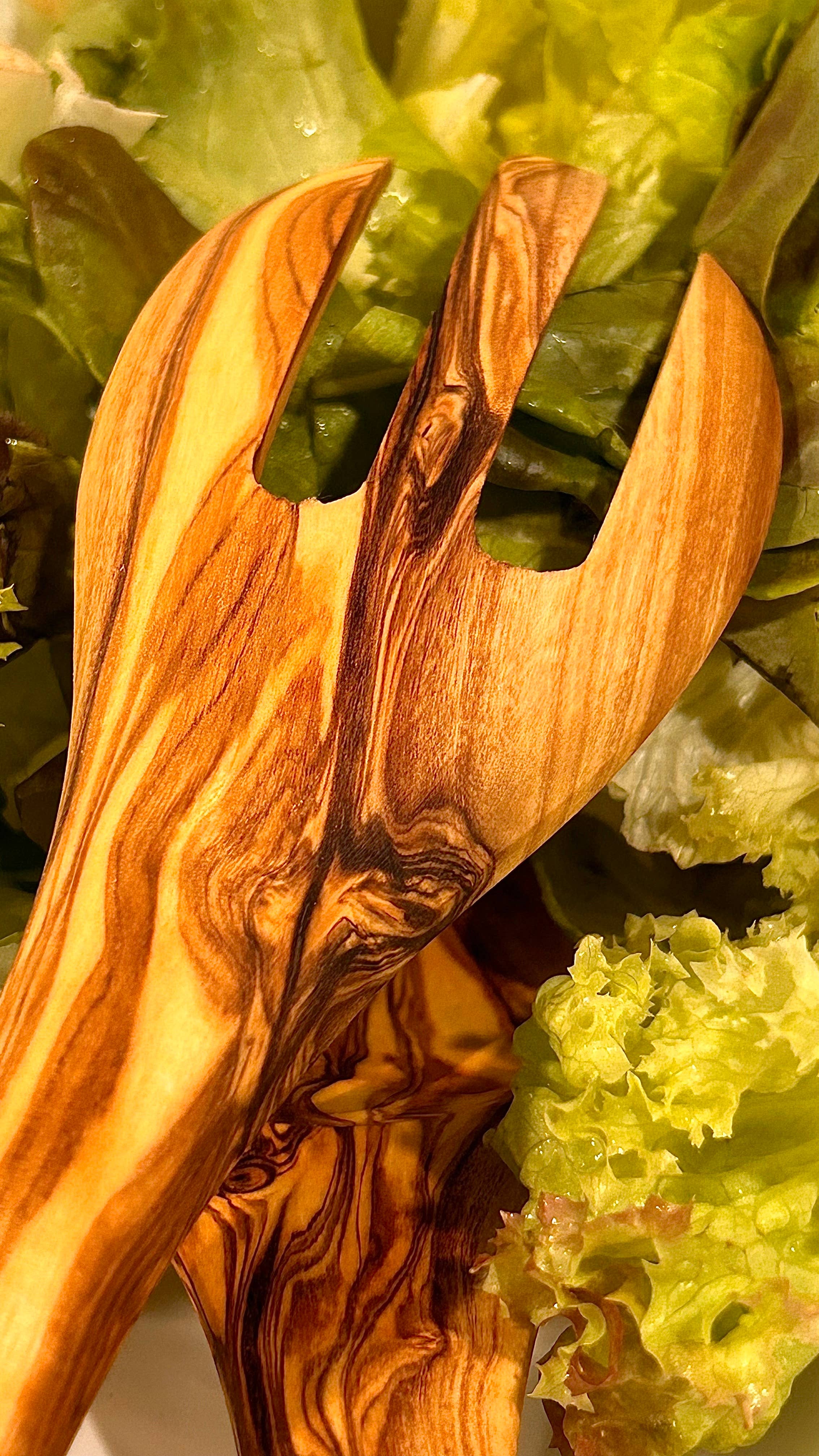 ZINE & LYNE - Wholesale Flatware Serving Piece - Olive wood salad servers3