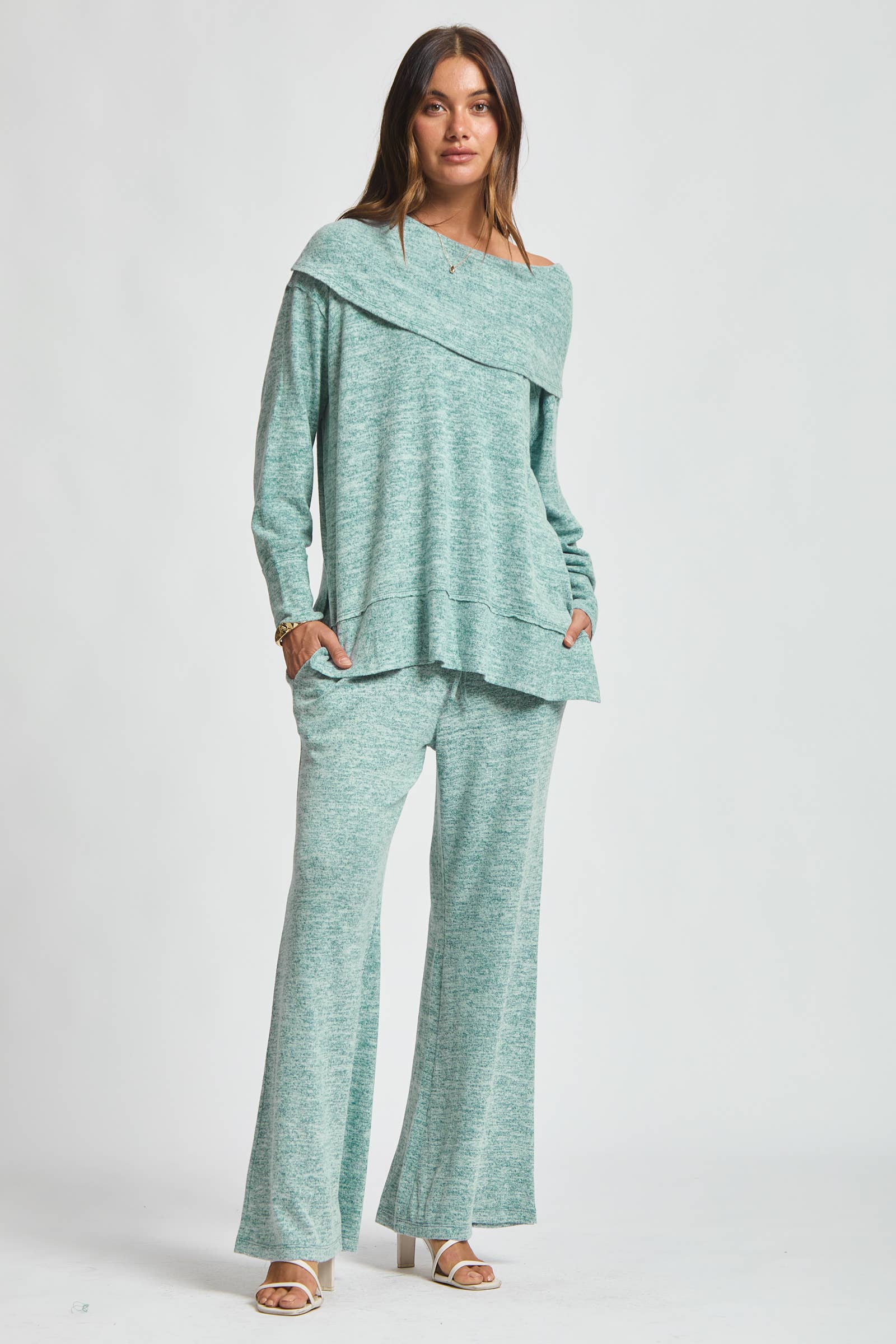 Dear Scarlett - Vente Ensemble de vêtements d'intérieur – femme - Ensemble en cachemire prêt pour le voyage12