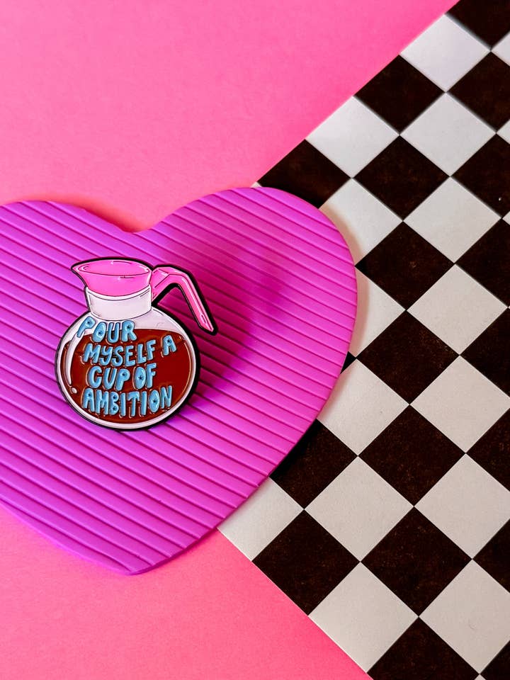 Tasse d'ambition | Épingle en émail pour la vente par Larry’s Waffle Shop