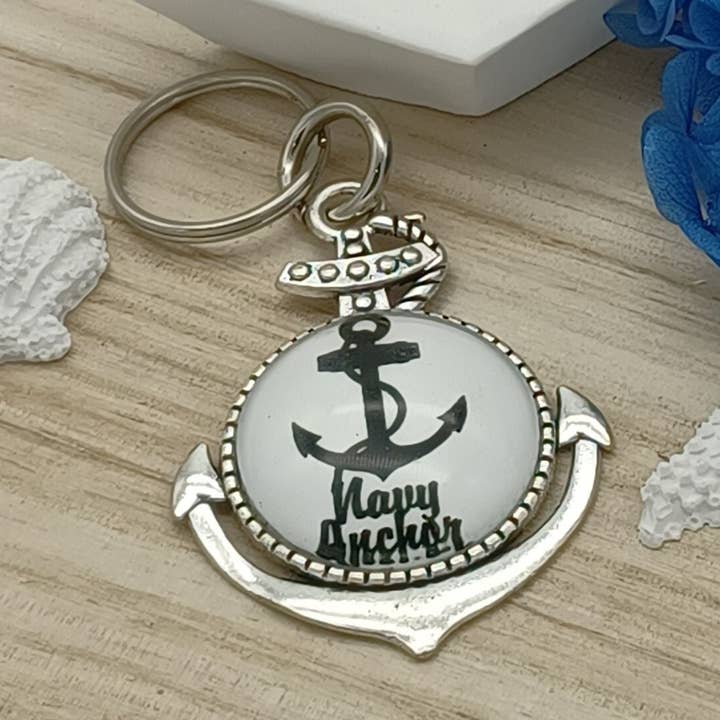 Portachiavi vari, marittimi con cabochon per la vendita all'ingrosso da parte di perleperle