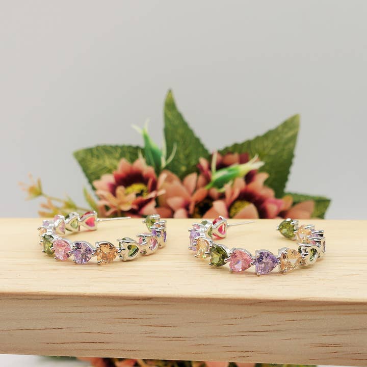 Daemon srls - Wholesale Dangle Earrings - CHERIE RAINBOW - Big hoops xl- orecchini a cerchio con cubic zirconia a forma di cuore5