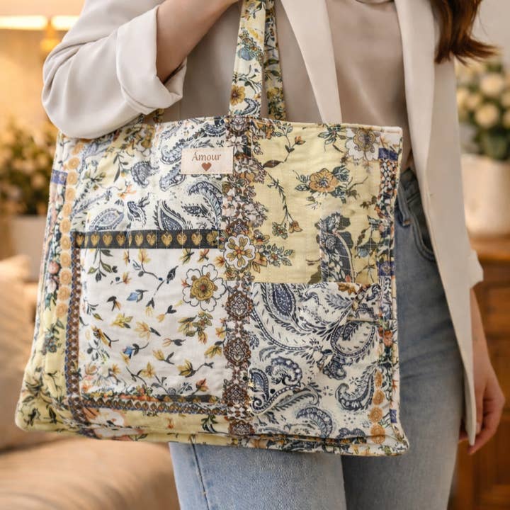 Patchwork cotton tote bag with LOVE message for wholesale by Reference Mode