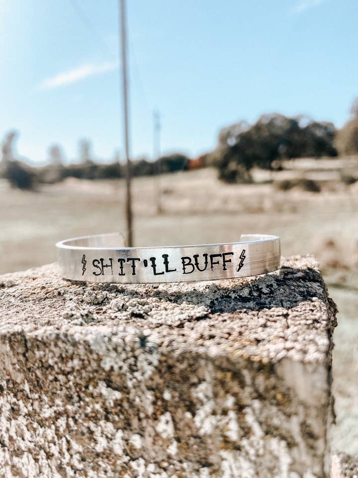 Skit'll Buff Manschett för wholesale av Moon Rae Design Co