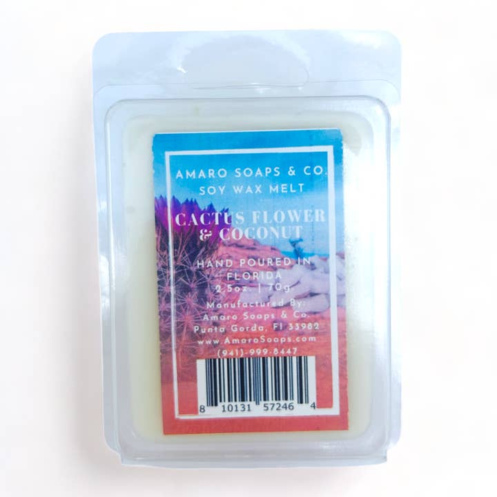 Fusione di cera di soia con fiori di cactus e cocco per la vendita all'ingrosso da parte di Amaro Soaps & Co.