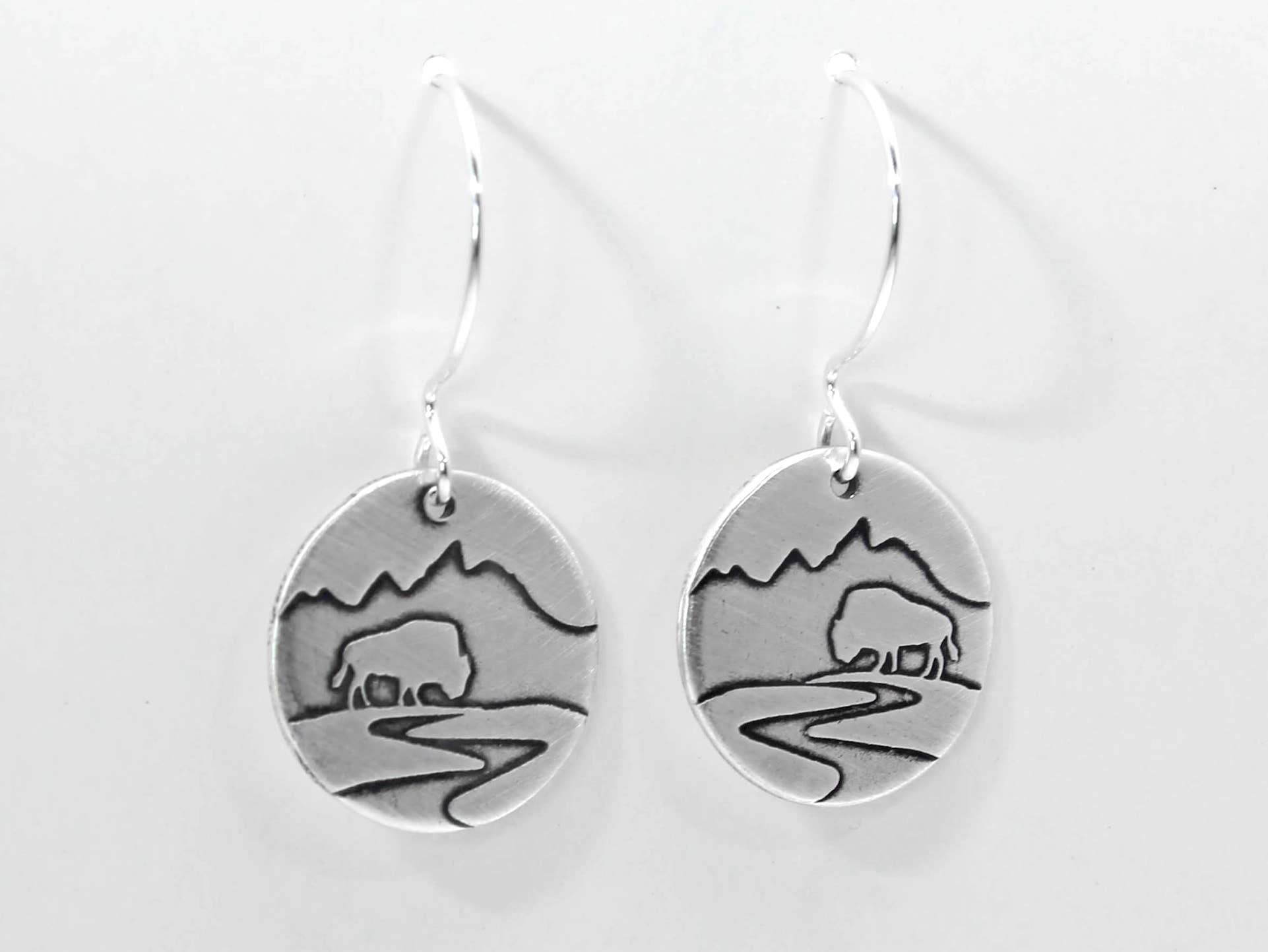 Daphne Lorna - Vente Boucles d'oreilles pendantes - Boucles d'oreilles Buff in the Tetons4