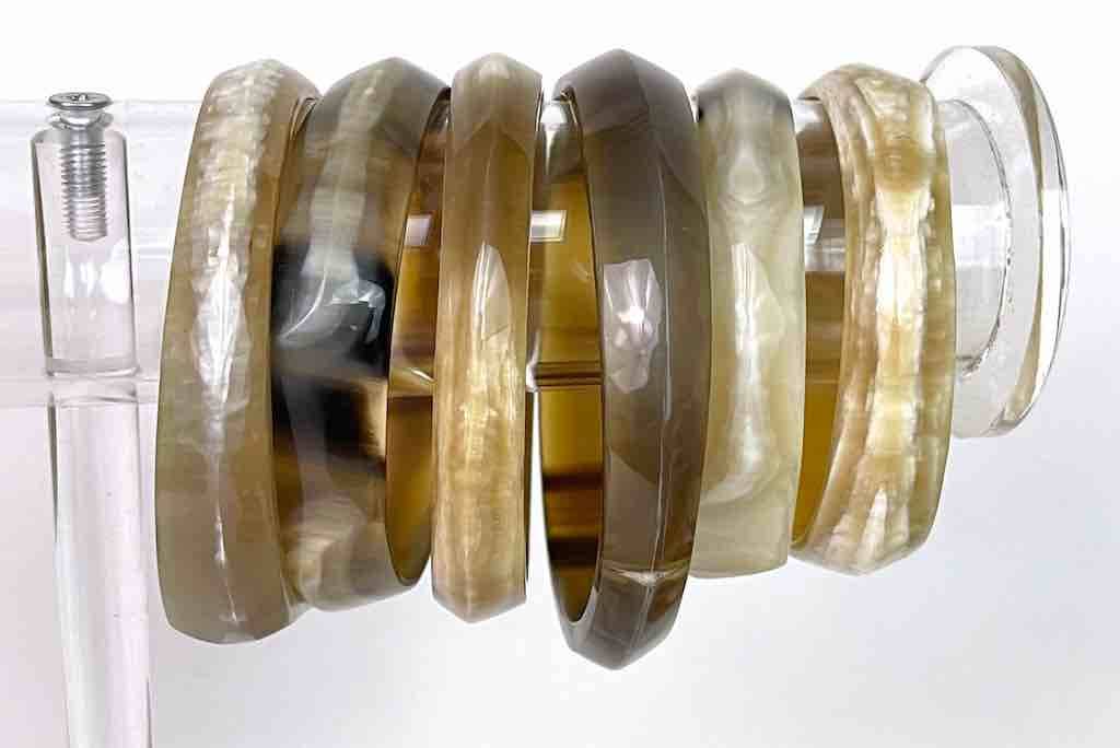 The Niger Bend - Wholesale Bangle Bracelet - Irregular shape African cow horn bangle, assorted shades2