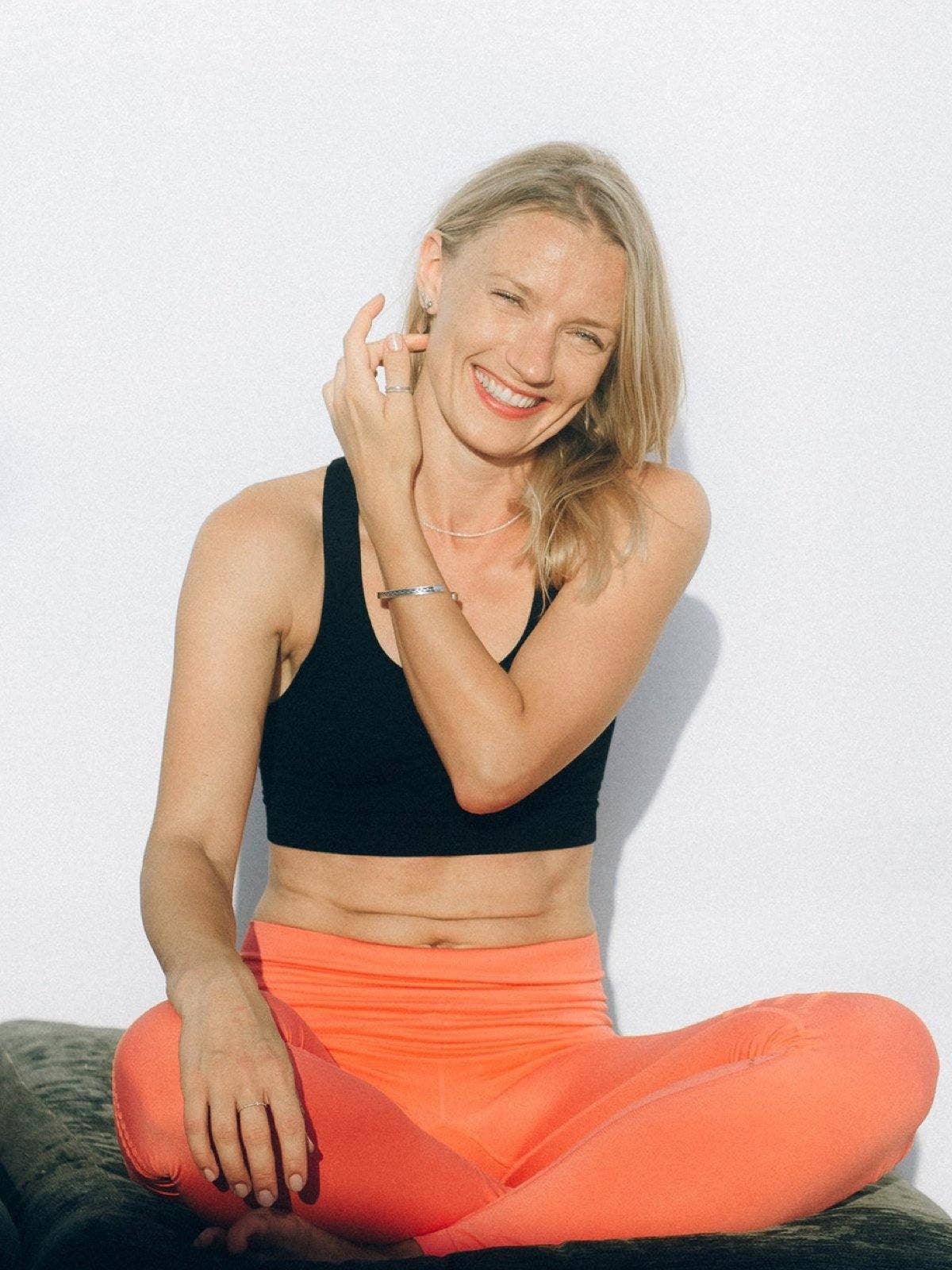 Smart Beauty Shop – wholesale Hair dye – Blonde+plex | Ash Blonde Permanent Hair Dye  | VEGAN16