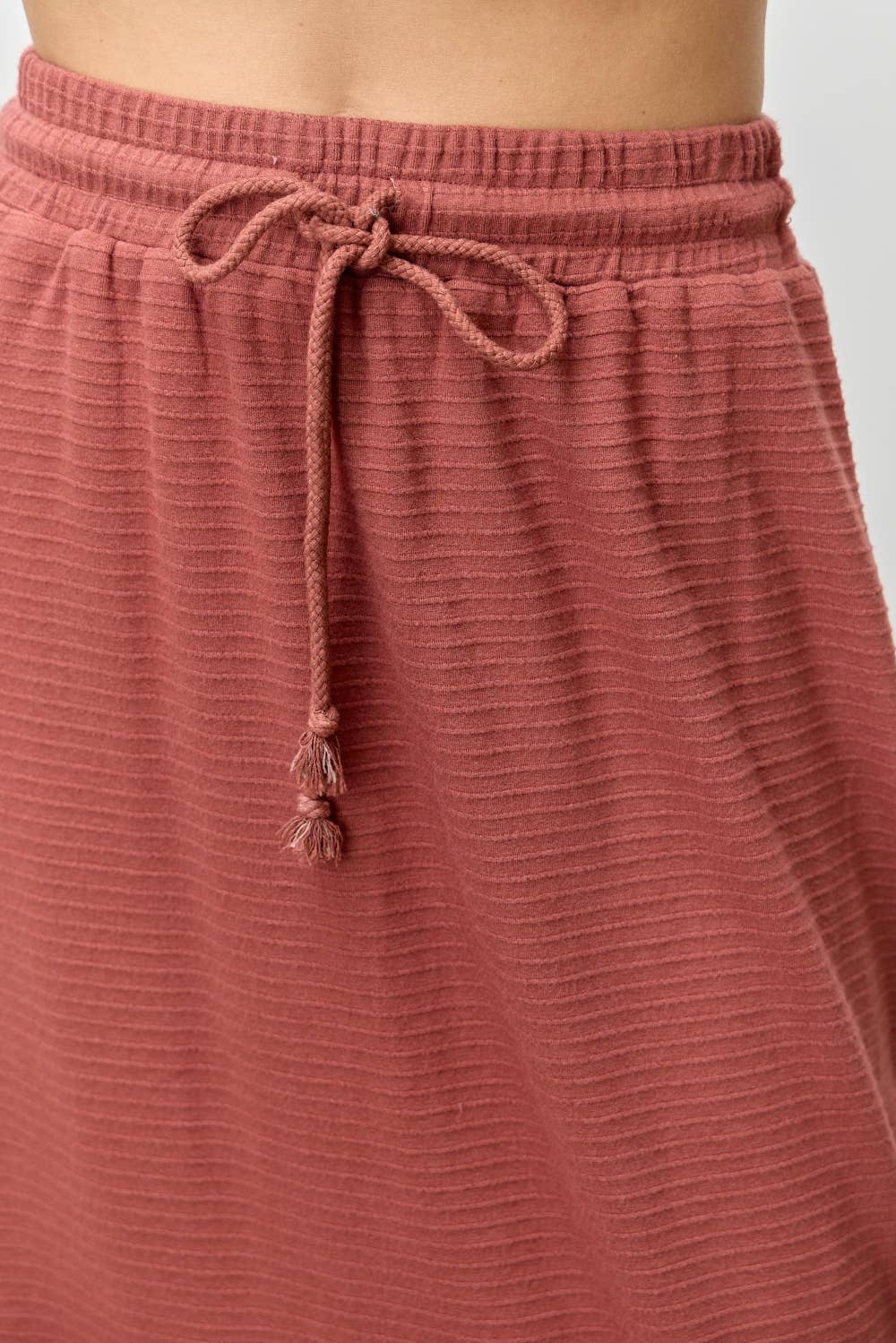 Polagram by Wellmade USA - Vente Jupe – femme - JUPE MIDI EN MAILLE RAYÉE H LINE3