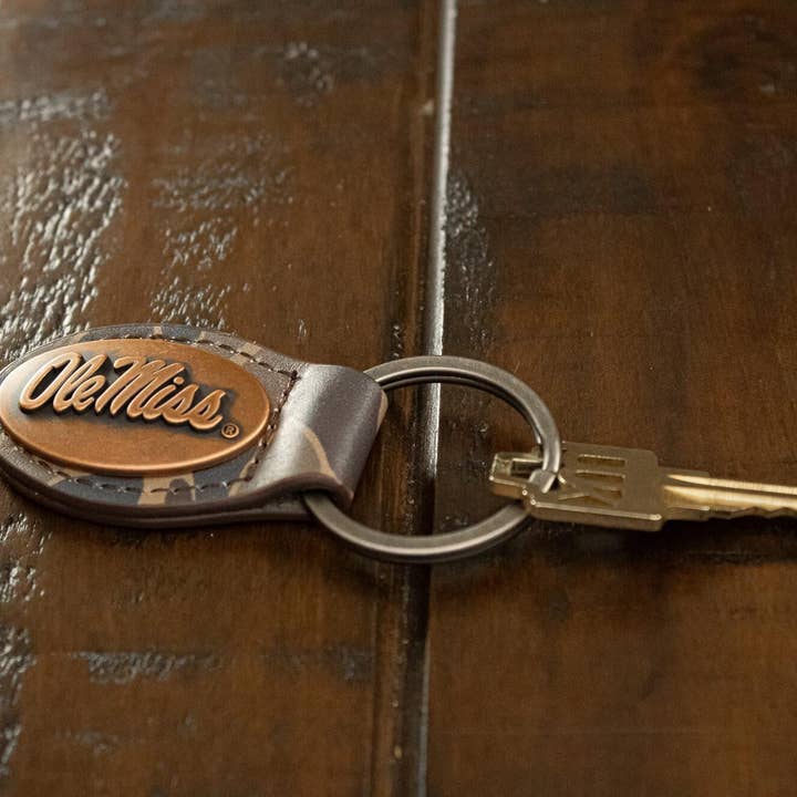 Zep-Pro - Wholesale Keychain - Unisex - Ole Miss Rebels Oval Camo Leather Key Fob.4