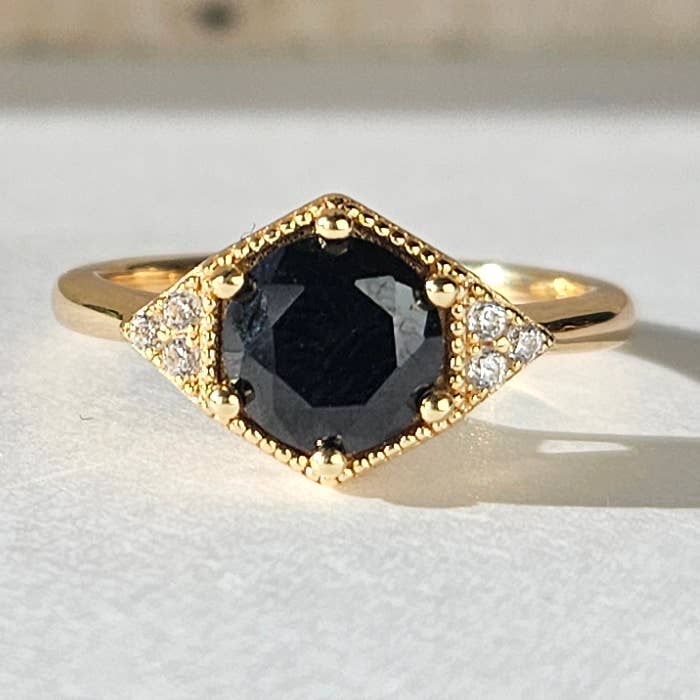 ZESHOEKIGE STATEMENTRING VAN ONYX - SX309R voor wholesale door HolyBang Jewels