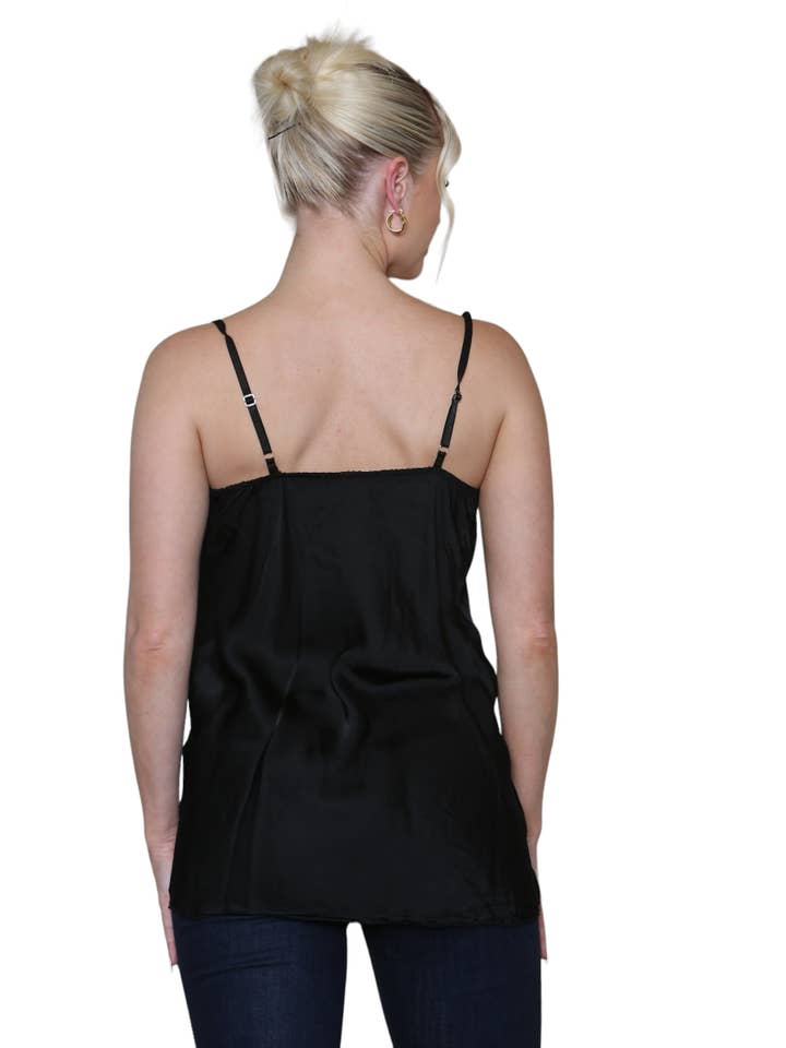 Kurt Muller – wholesale Tank top – Women′s – Sateen Crochet Trim Vest Top2