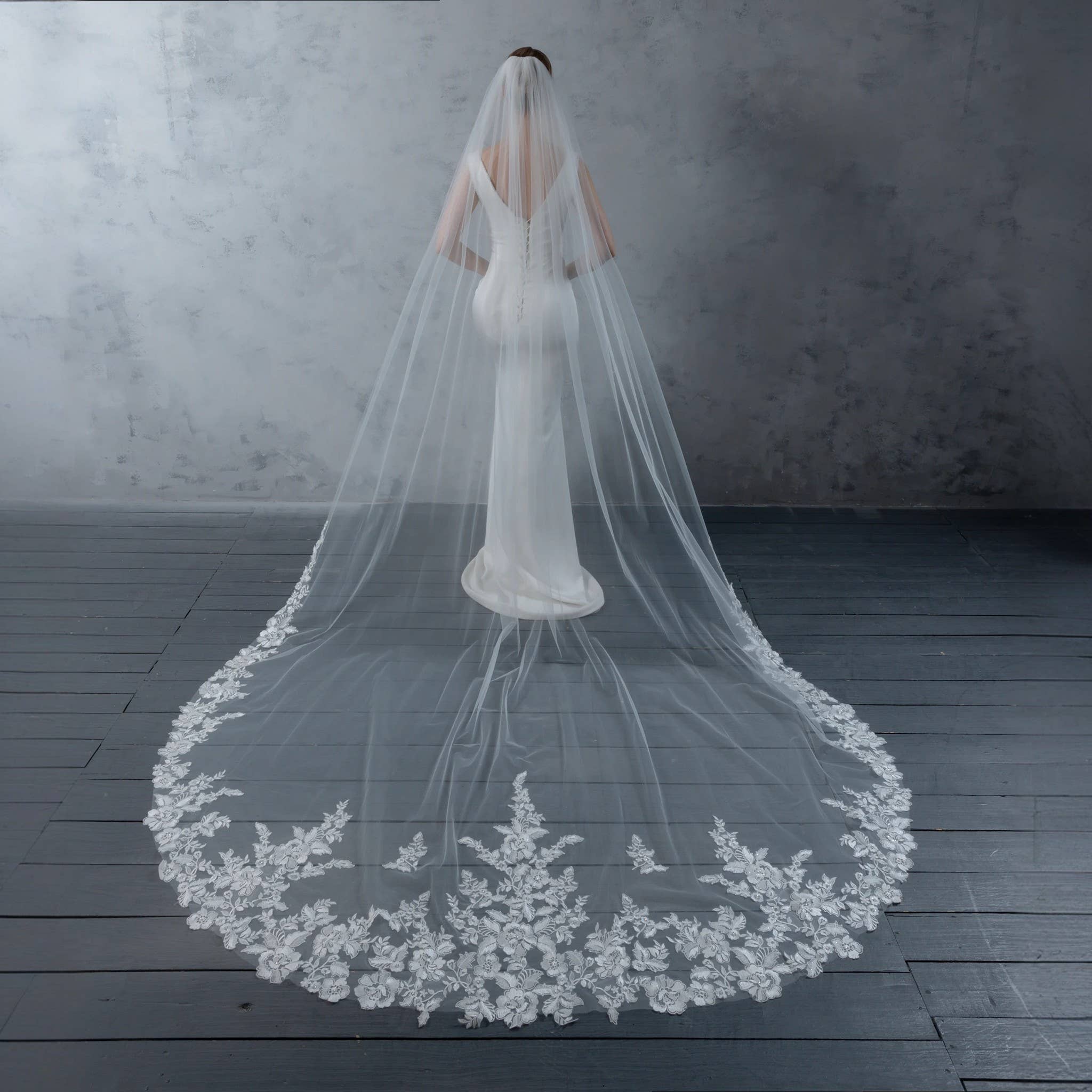 Farinosa Bridal – Véu - Mulher por atacado – Véu de noiva bordado em renda floral com strass, 3,05 m1