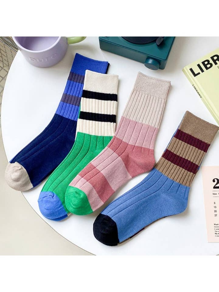 Funkyrel® Atzbranding Limited - Wholesale Socks – Women's - Rufia - Retro Stripe Crew Socks - Breathable & Stylish1