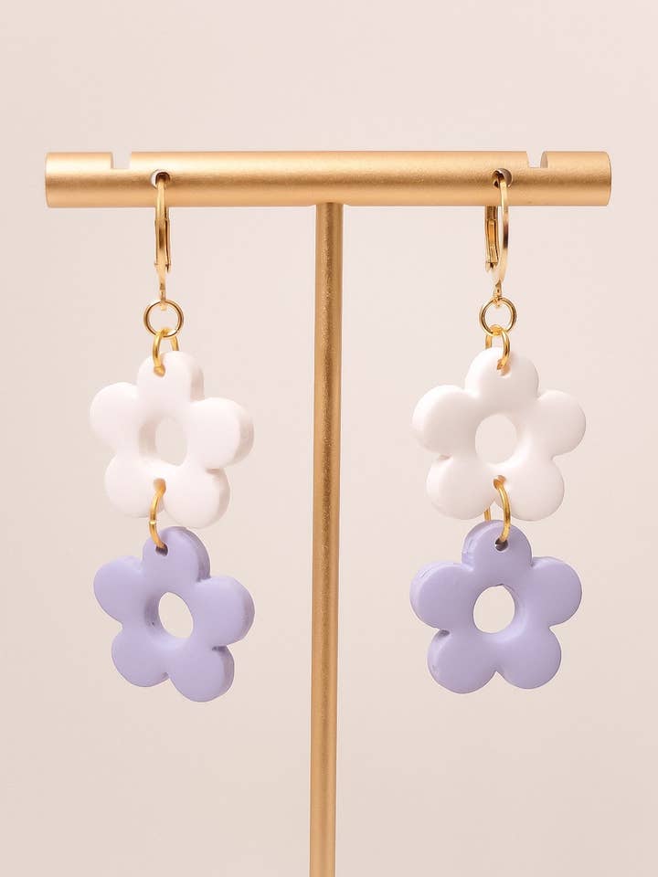 Pendientes Huggie Flower Gold para venta al por mayor de Muni Muni