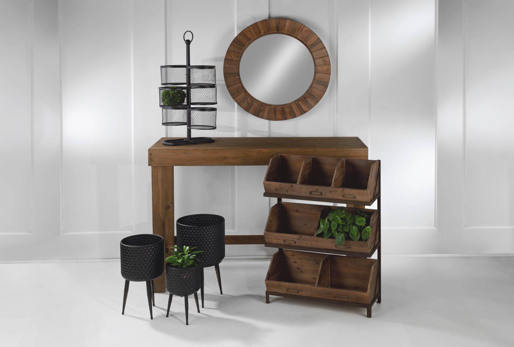 Tripar International - Wholesale Retailer Display Stand/Case - Industrial Wooden Bin Organizer with 7 bins1