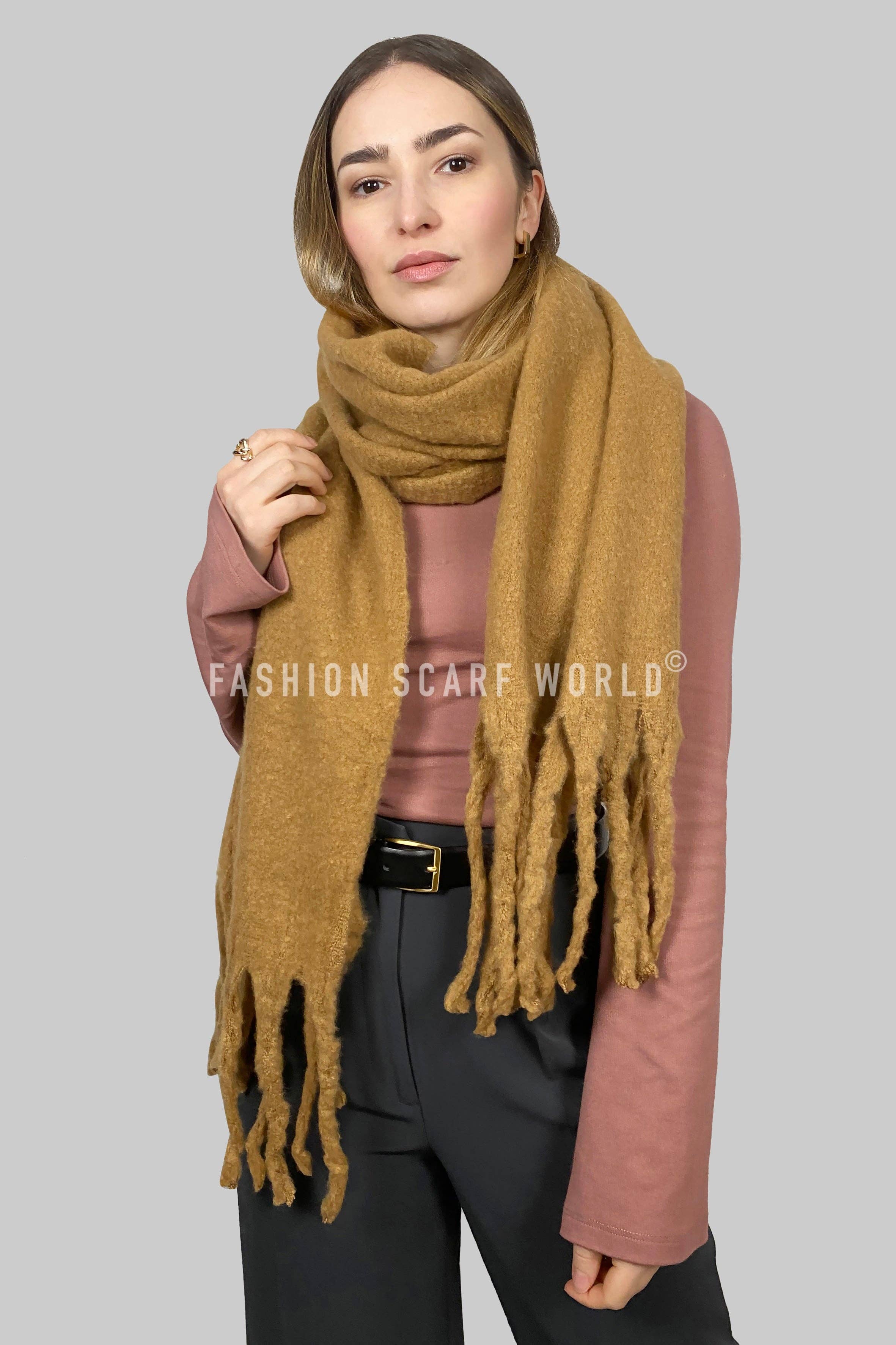 Fashion Scarf World - Vendita all'ingrosso Sciarpa - Donna - Sciarpa plaid con nappine semplice36