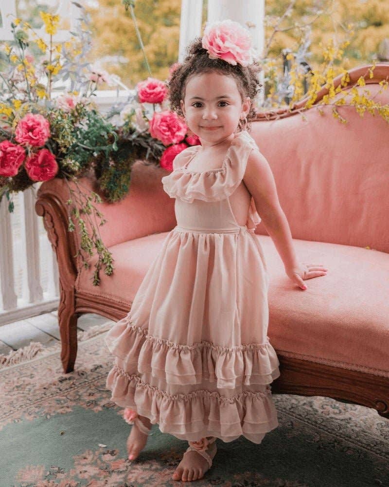 Bailey's Blossoms - Wholesale Mommy & Me-sets - Mommy and Me Nellie maxi-jurk met ruches - Champagne20