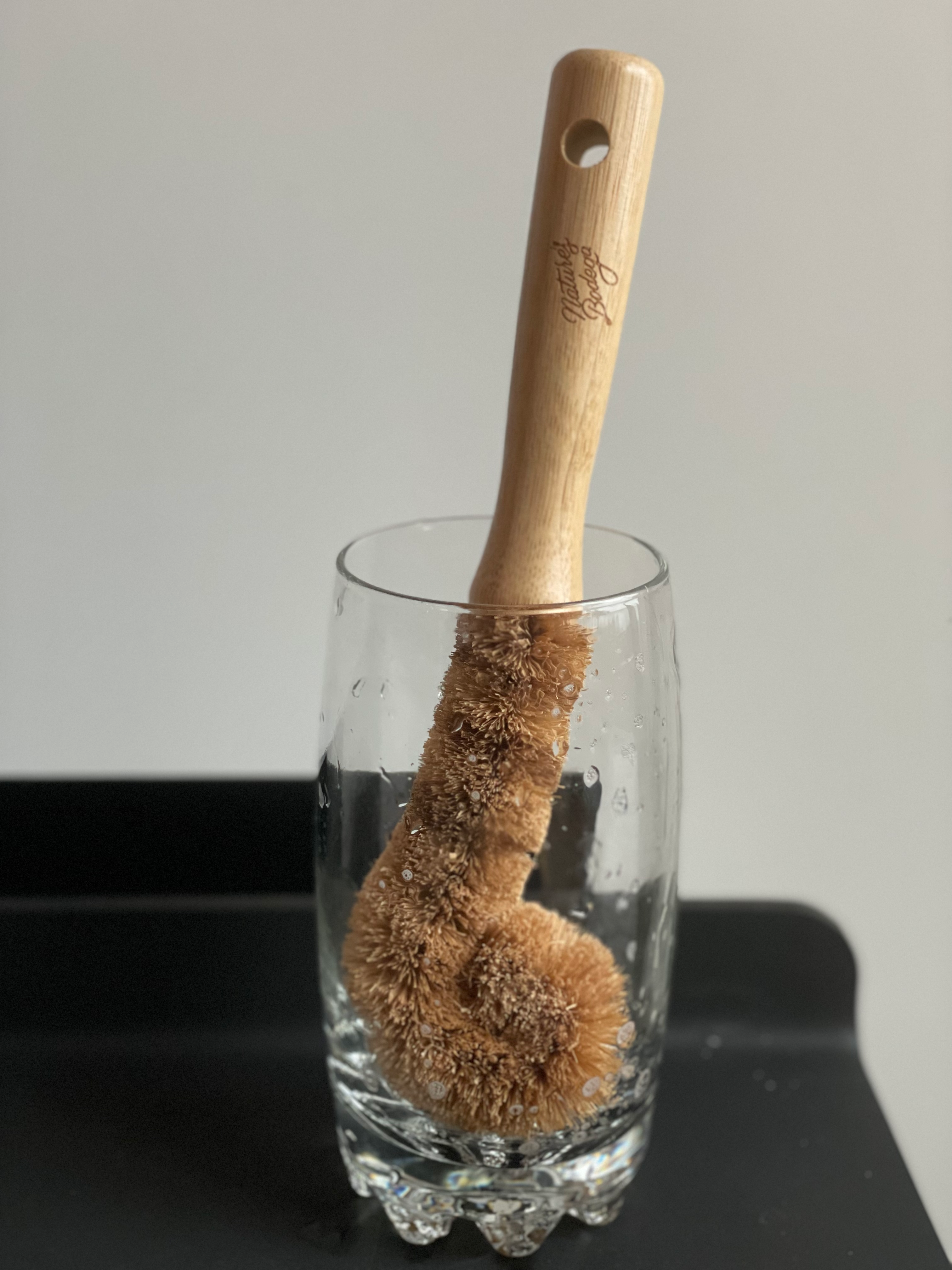 Natures Bodega - Vendita all'ingrosso Spazzola per pulire - Spazzola in bambù1