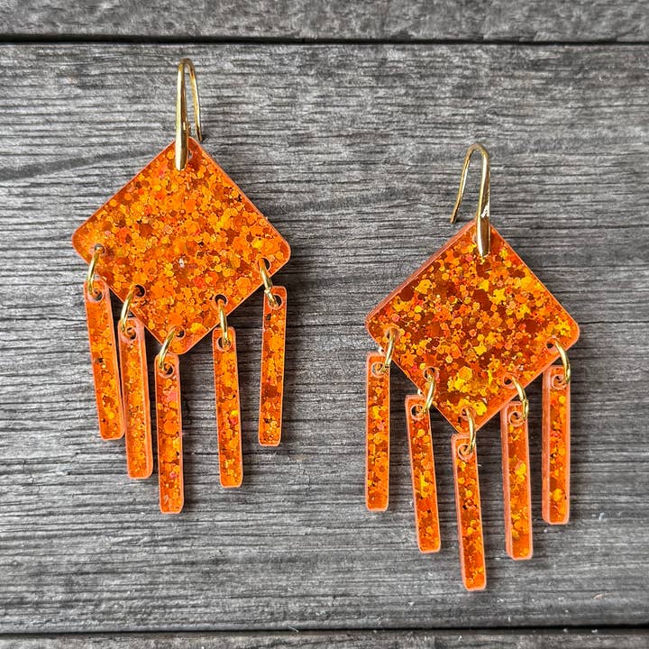 Orange Glitzer Statement-Ohrringe - Fransen-Ohrringe in Orange für den Großhandel von Be Like Missy