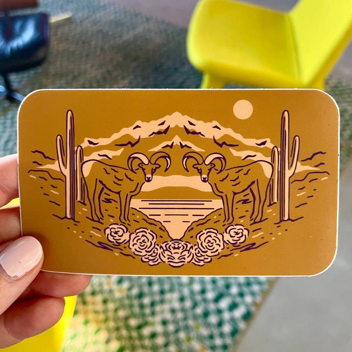 Autocollant en forme de bélier en miroir pour la vente par Caroline Clark