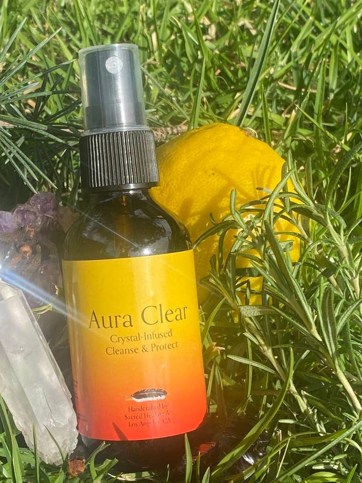Aura Clear Reiki-Charged Cleanse & Protect Crystal Spray for wholesale by Sacred Healing Art