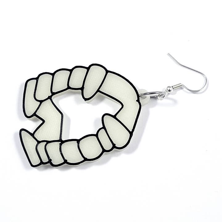 Printy Vibes - Wholesale Hangende/ronde oorbellen - Vampire Teeth Halloween Spooky Statement Oorbellen 3D geprint1