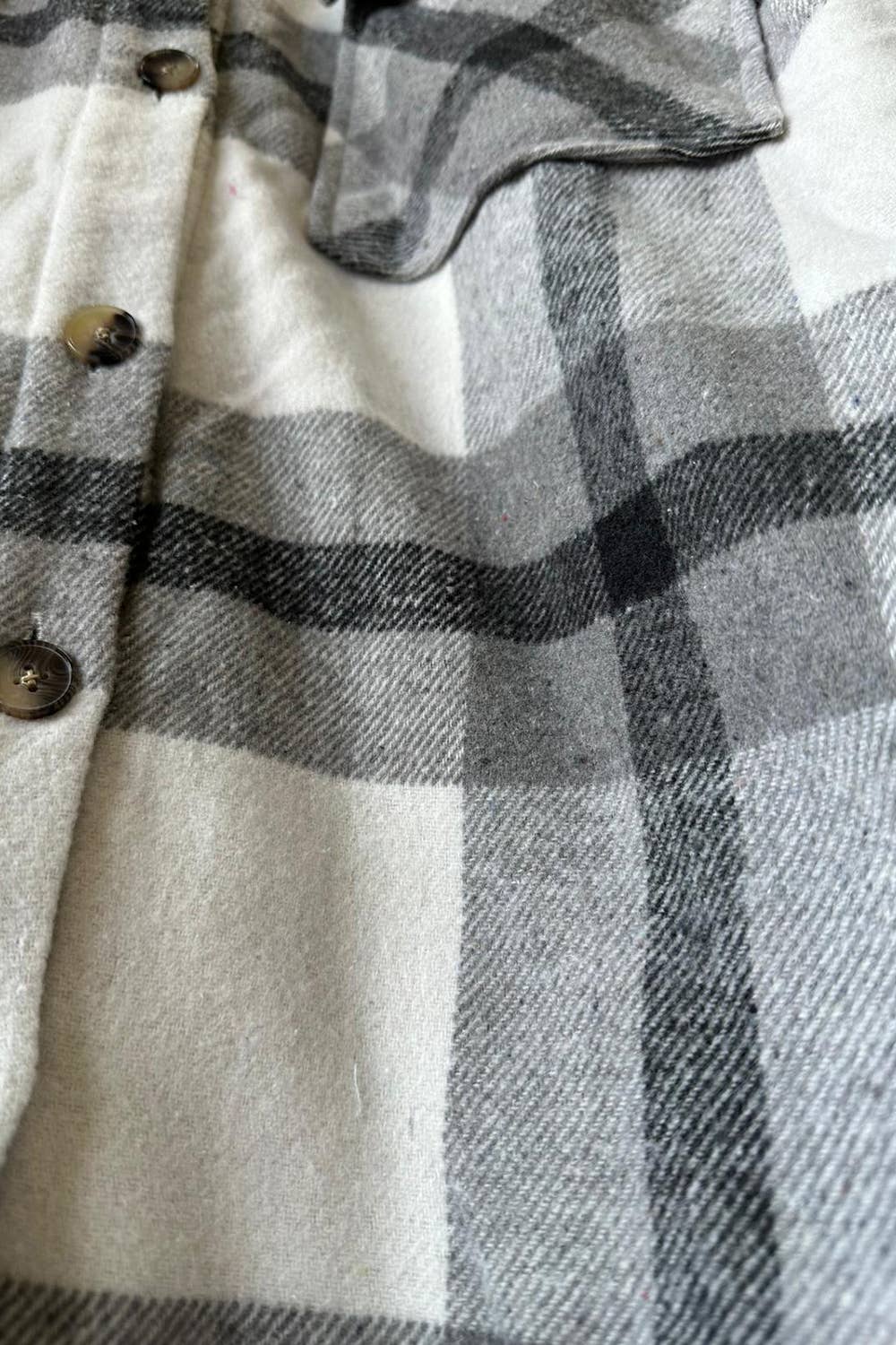 Color 5 - Wholesale Shirt Jacket/Shacket - Women's - Plaid flannel shacket basic shirt jacket w/fur lined inside3