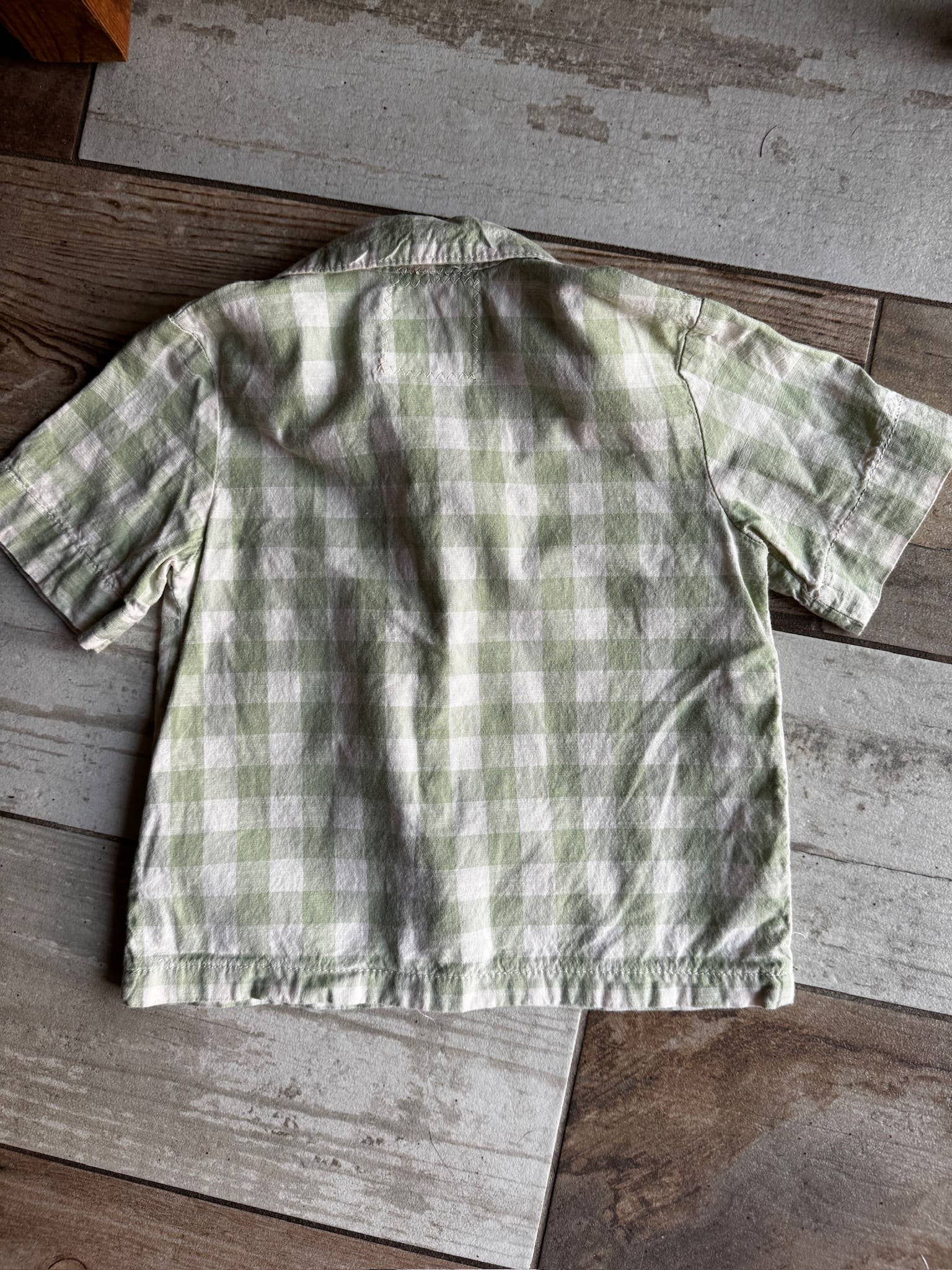 Hammy Downs Threads - Vente Ensemble haut et short – enfant - Ensemble de points et carrés zébrés
Taille-12M Uniquement 1 disponible. Pièce unique7