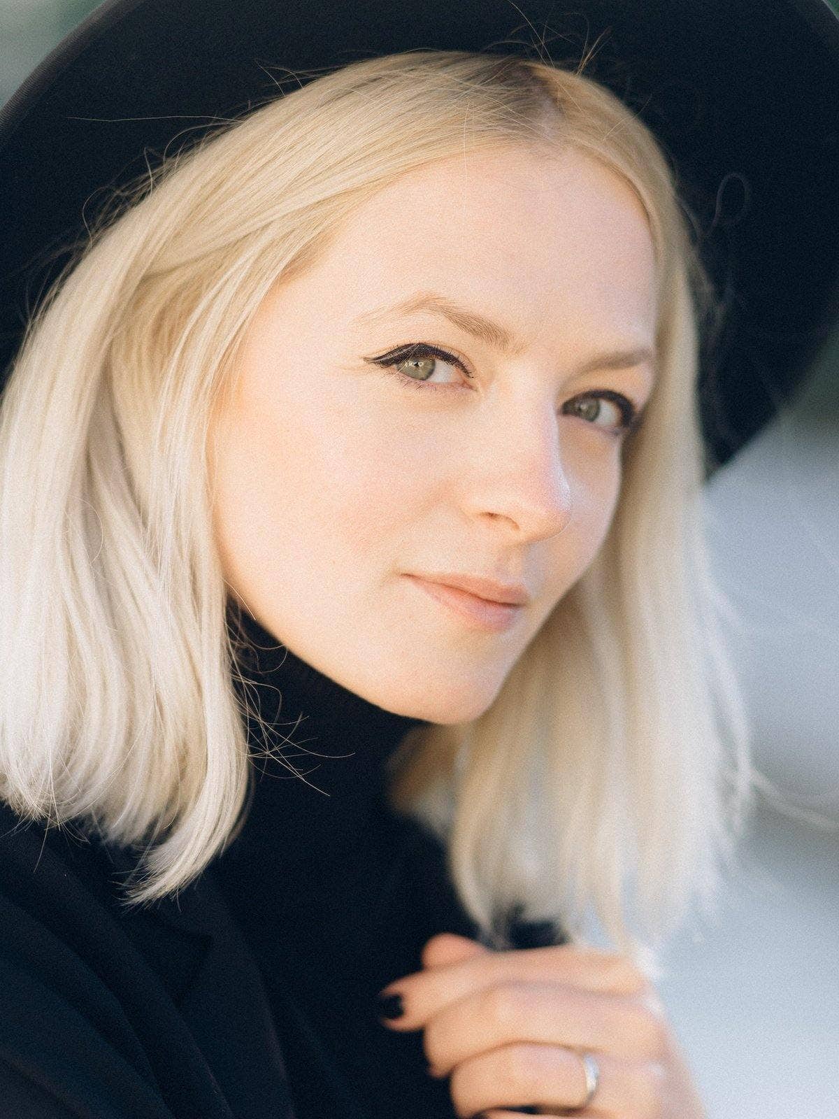 Smart Beauty Shop – wholesale Hair dye – Blonde+plex | Ash Blonde Permanent Hair Dye  | VEGAN13