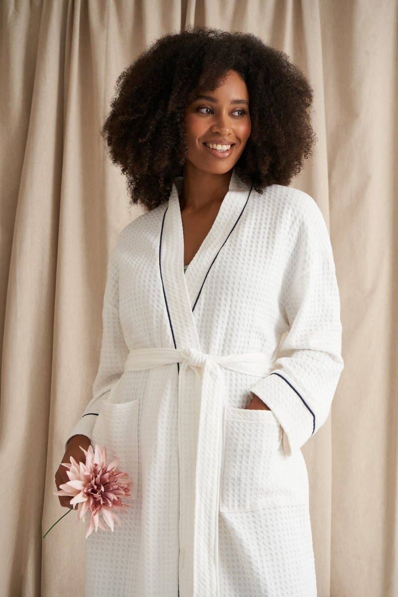 Luxury Suite Waffle Robe in White for wholesale on Faire3