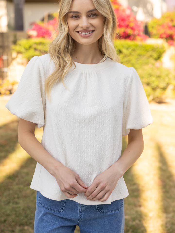 34677 Haut en tricot texturé à manches bouffantes en forme de cœur pour la vente par VOY