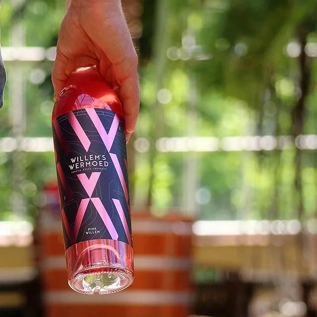 Willem's Wermoed - Wholesale Vermouth/Aperitif - Willem's Wermoed Pink - Vermouth Botanical Aperitif2