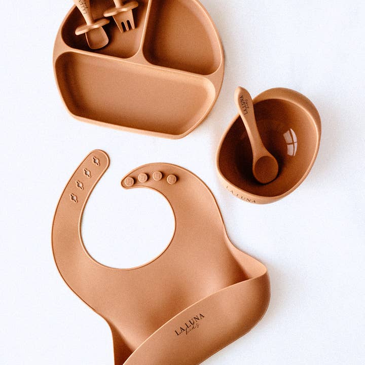 Silicone Feeding Set Peach for wholesale by La Luna Kids