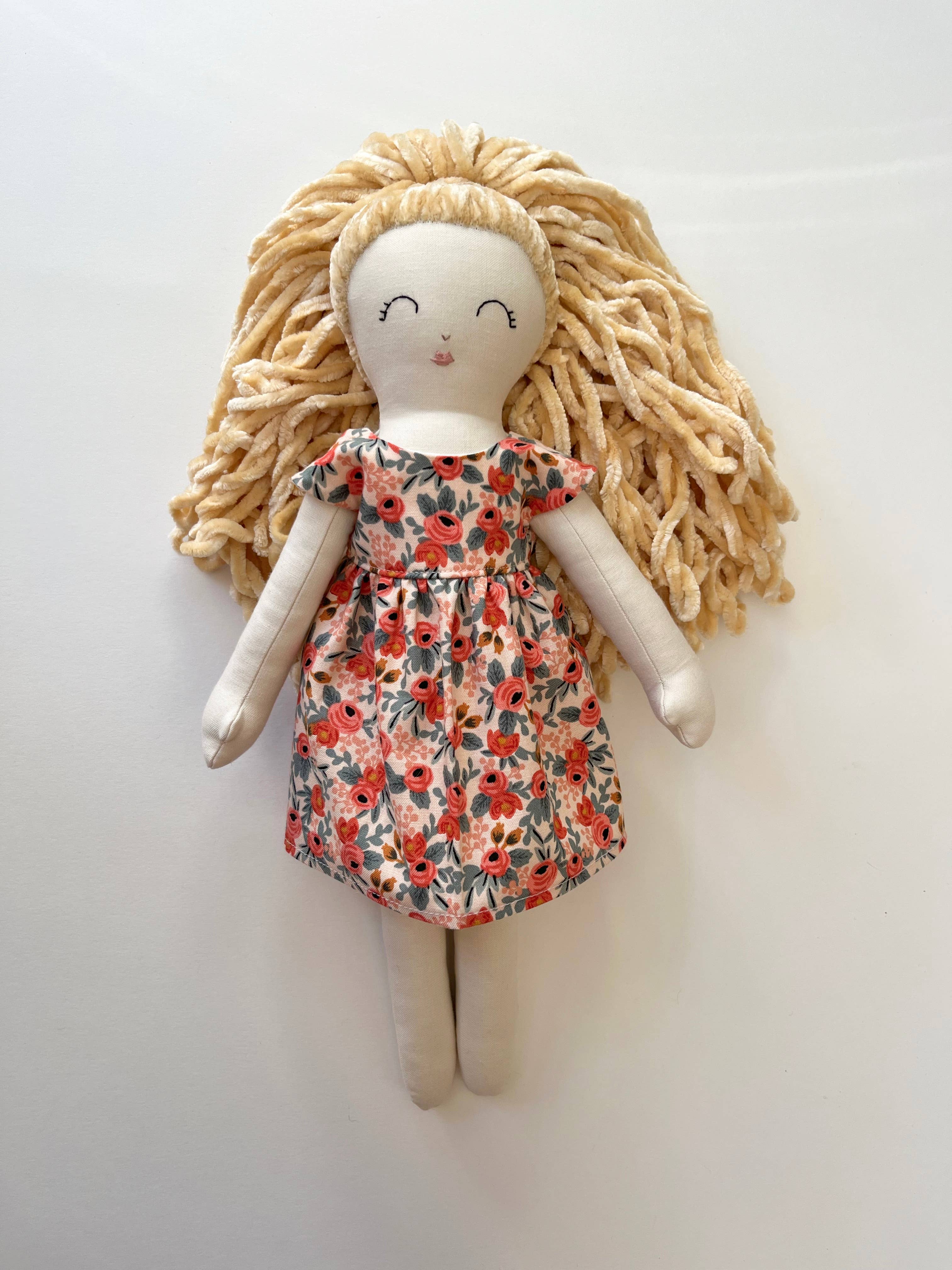 The Linnea Company - Wholesale Pop - Kinderen - Diverse multiculturele handgemaakte pop - kleur 56