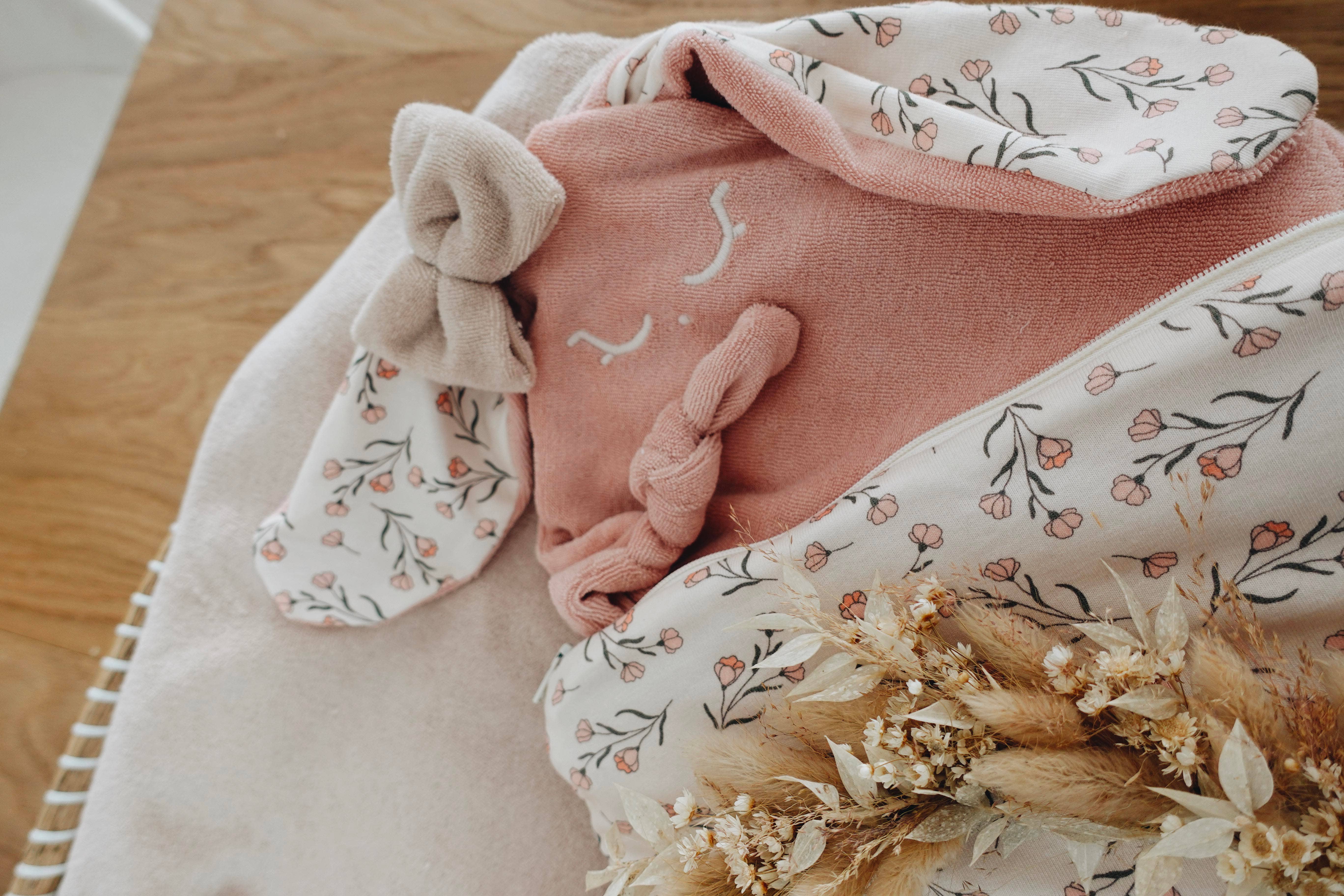 Louis & Jules Stambouli Conseil – Engroshandel Hyggetæppe - Baby – Mini sløjfe svampedoudou - Retro have5