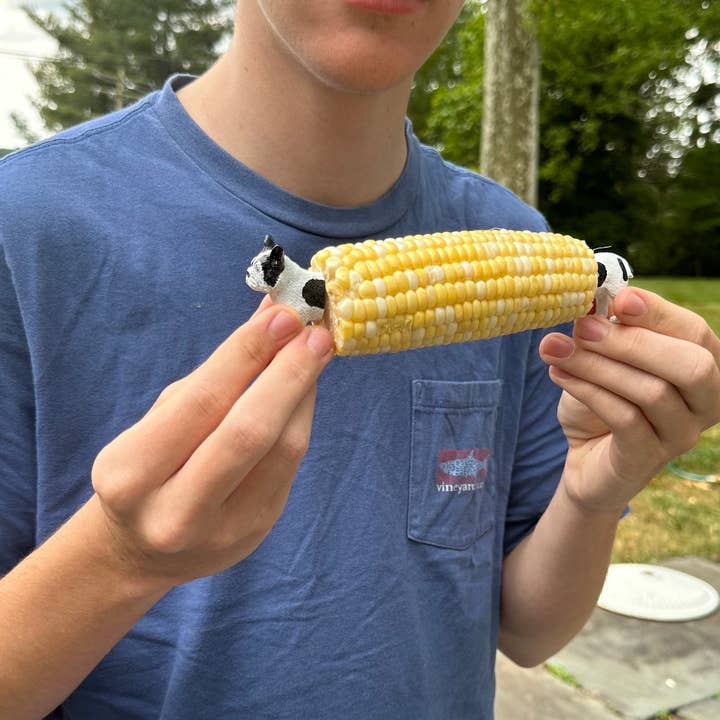 Fox Run Brands – wholesale Corn holders/tools – Outset Frenchie Corn Holders, Set of 8, 1” x 2.25” x 1.75”2